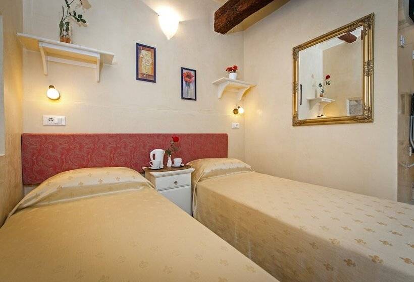 이코노미 룸, Guest House Sotto I Volti Centro Storico