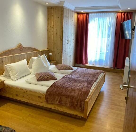 Четырехместный Номер Deluxe, Edelsteinhotel Guniwirt