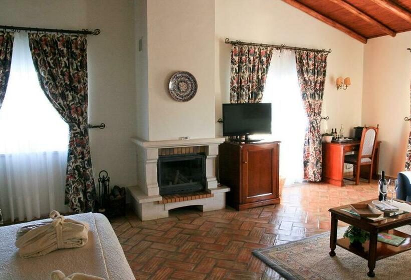 Полулюкс, Herdade Dos Grous
