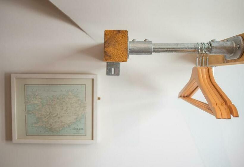 اتاق استاندارد, The Nest Boutique Hostel