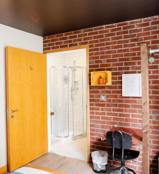 اتاق استاندارد, The Nest Boutique Hostel