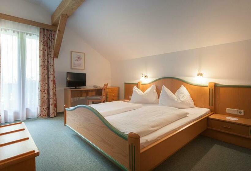 סוויטה עם מרפסת, Alpenhotel Badmeister