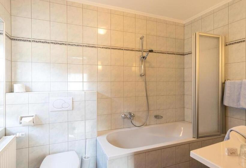 חדר סטנדרט עם מרפסת, Alpenhotel Badmeister