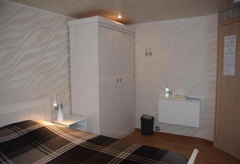 اتاق استاندارد با سرویس بهداشتی مشترک, B&b Jo   Li