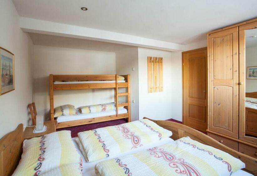 Апартаменты 2 Спальни, Pension Edelweiss   Bergdorf Gargellen 1423m