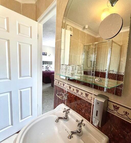 Семейный Номер Deluxe, Glasha Meadows B&b