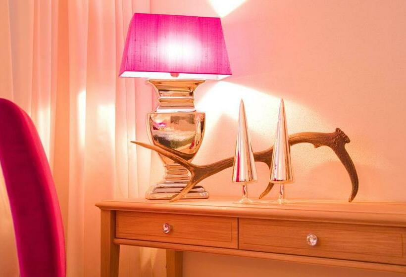 Standart Oda, Arabell