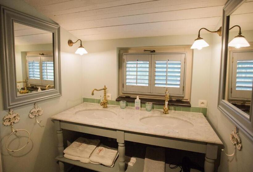 Номер Стандарт, B&b Hullebrug