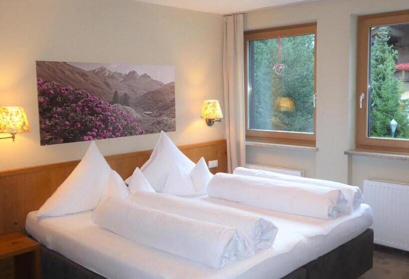 اتاق عادی, Dr Otto Murr B&b