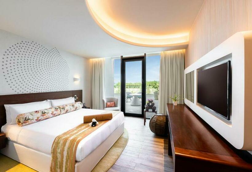 Номер Клуб Кровать Кинг, The Retreat Palm Dubai Mgallery By Sofitel