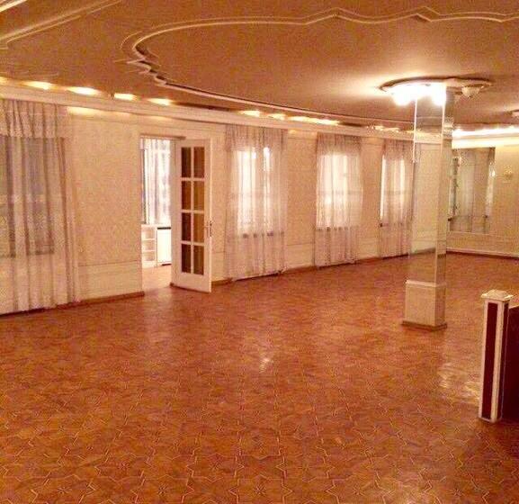 스탠다드 발코니 룸, Royal Boutique Hotel On Kievyan