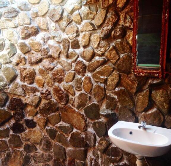 스탠다드 룸, Naveria Heights Lodge
