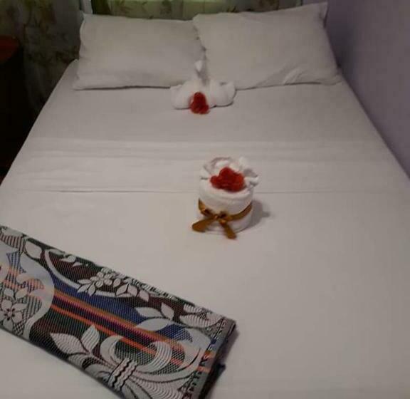اتاق اکونومی یک تخته, Saint Charles Inn, Belize Central America