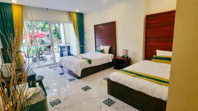 غرفة قياسية مزوَّدة بتراس, Summer Resort