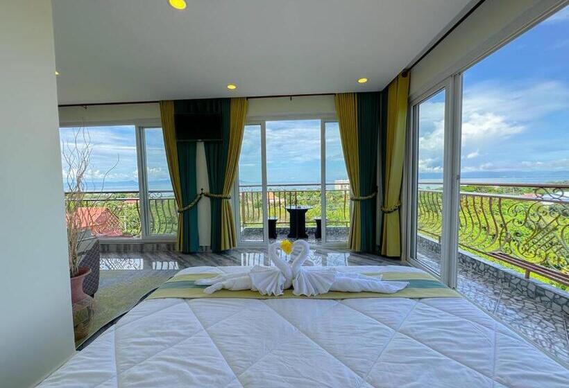 Quarto Economy, Summer Resort