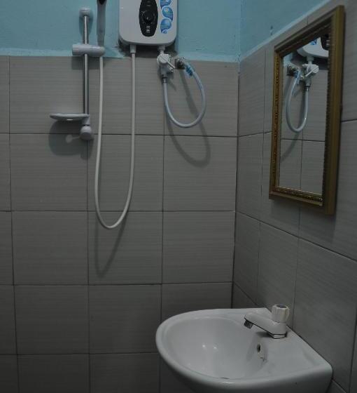 Семейный Номер, Sukau Tomanggong View Bed & Breakfast