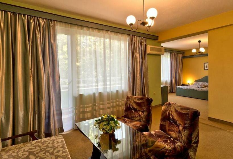 발코니가 있는 스위트, Family Hotel Gabrovo