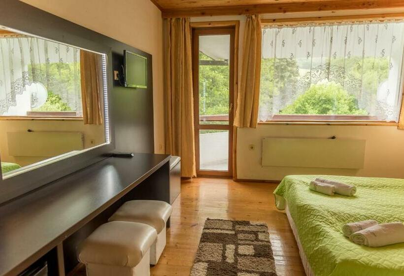 Quarto standard, Paradise Place