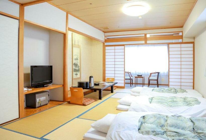 Номер Стандарт, Shuzenji Onsen Hotel Takitei