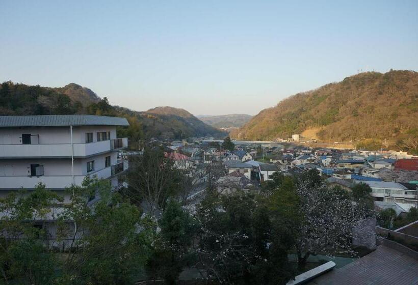 Номер Стандарт, Shuzenji Onsen Hotel Takitei