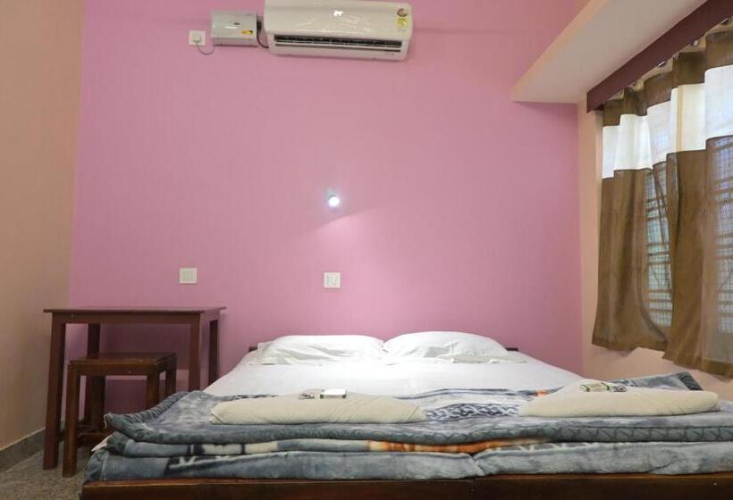 غرفة ديلوكس, Pink Flower Tourist Home