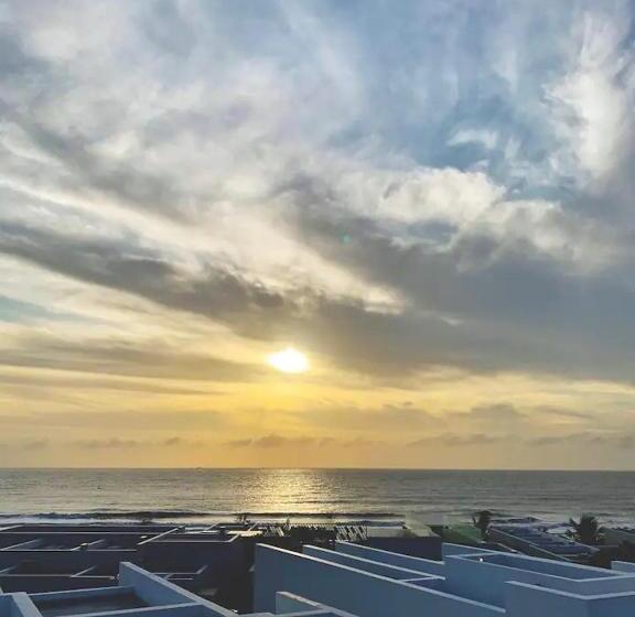 اتاق استاندارد با تراس, Luxury Villa 01   Relax   Fun   Near Vung Tau