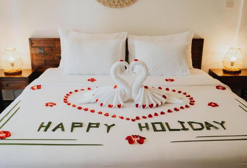 Люкс Вид на Бассейн, Alam Penari Resort Ubud