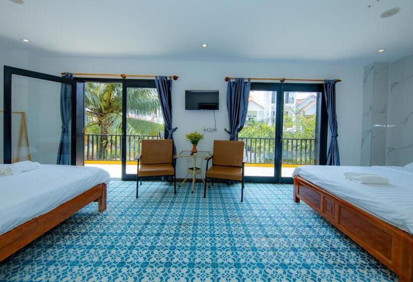 اتاق لوکس با بالکن, Azure Beach