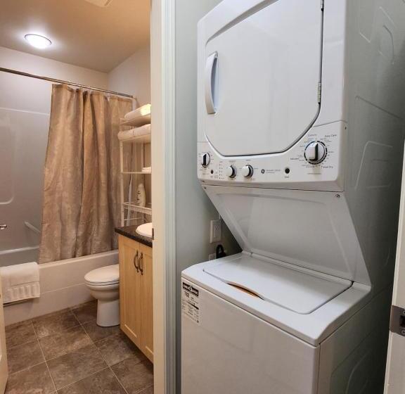 Family Suite, Peaceful Suite Near The Lake