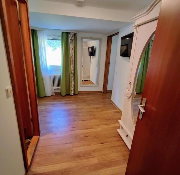 Номер Стандарт, Room In Guest Room   Pension Forelle   Double Room