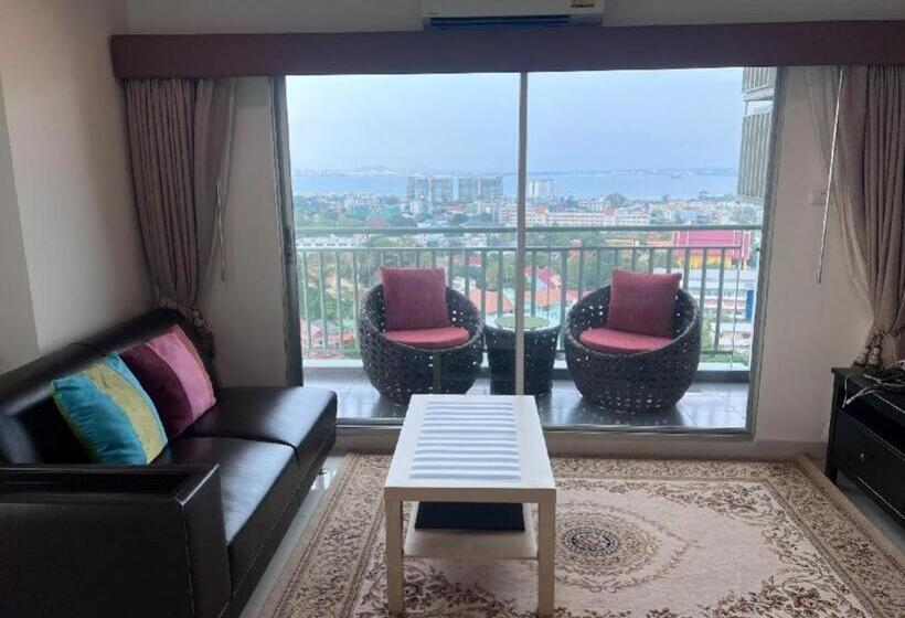 Семейный Номер, The 360 Lpn Condo Pattaya