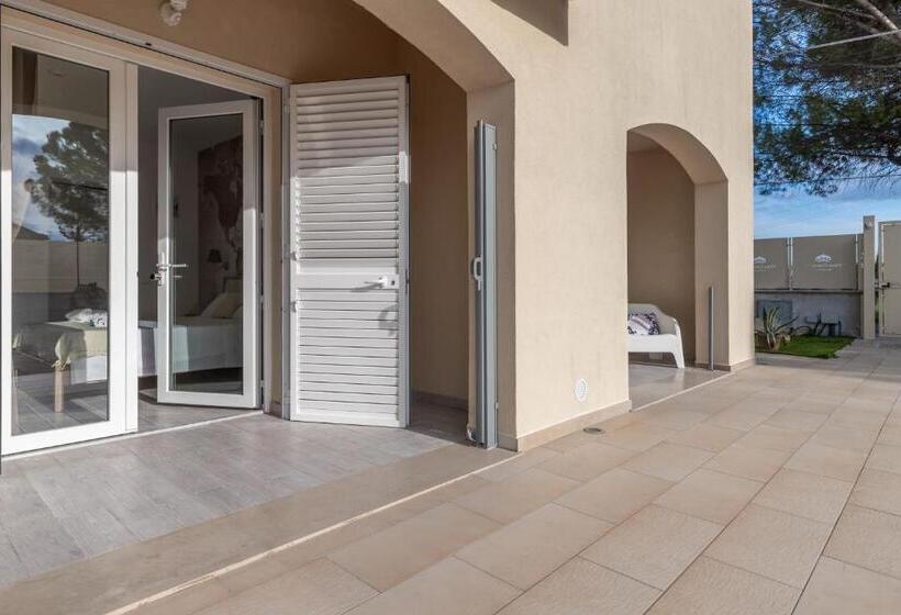 استودیوی لوکس, Villa Cangiano B&b And Pool