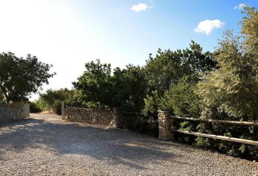 Апартаменты 2 Спальни, Tenuta Busulmone Con Piscina Val Di Noto Villa & Suits