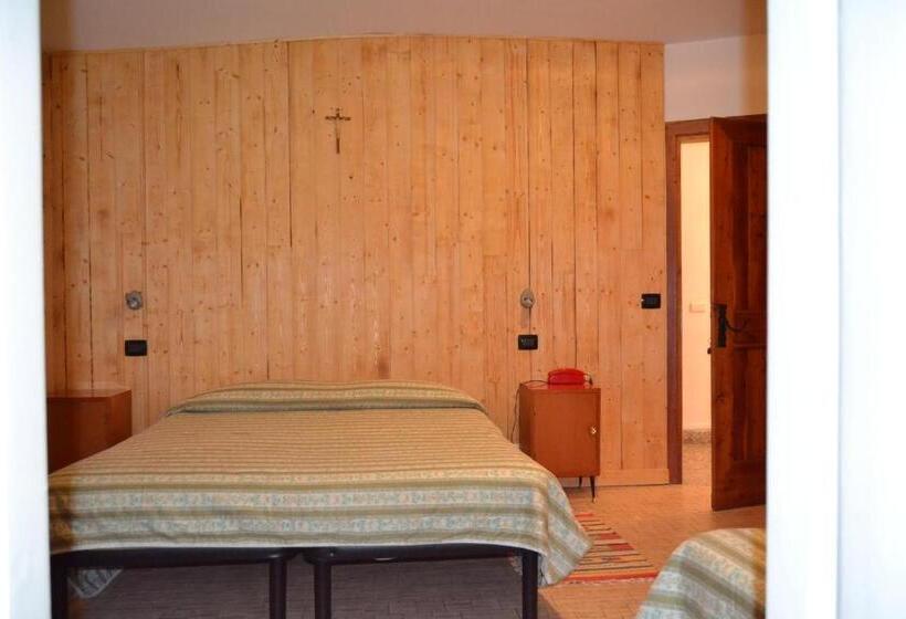 スタンダードトリプルルーム, Albergo Cioccarelli