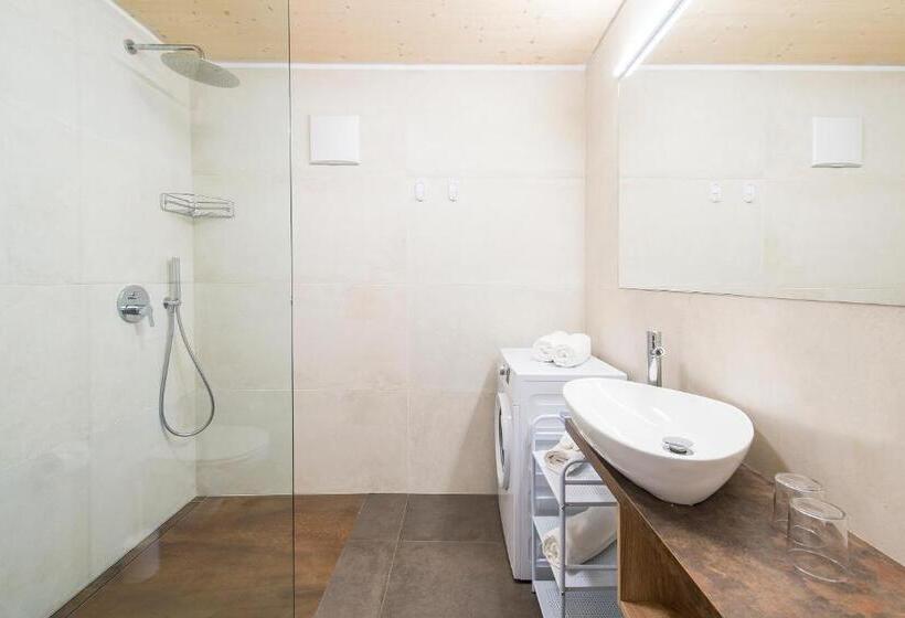 带1个卧室的带阳台的公寓, Appartements Graf Hartwig