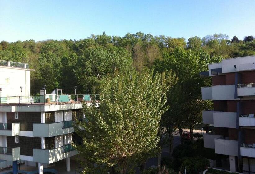 Номер Стандарт, Promenade