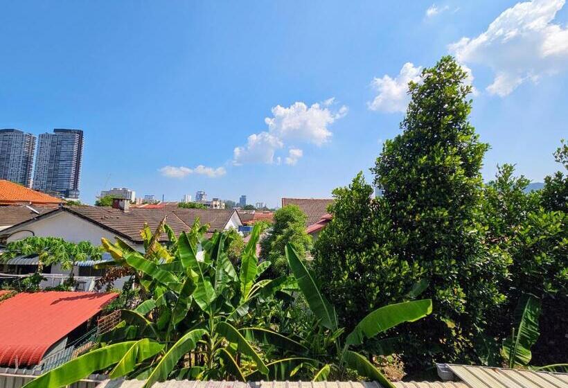 Номер Стандарт с Балконом, Panchor 6 Hostel
