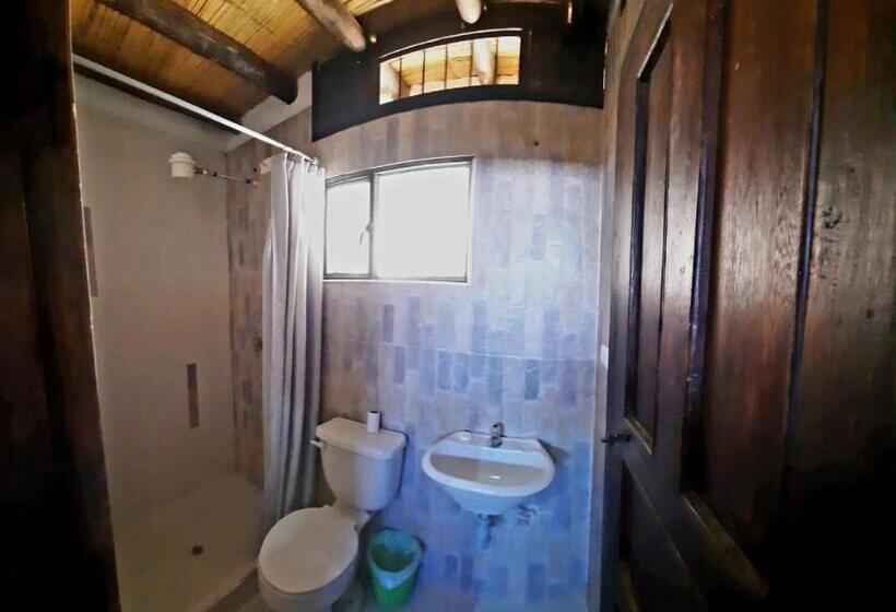 Семейный Номер, Hostal Oycate