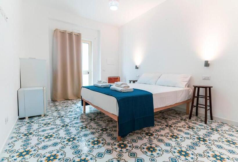 اتاق استاندارد, Previterooms