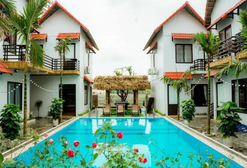 اتاق استاندارد, The Pineapple House