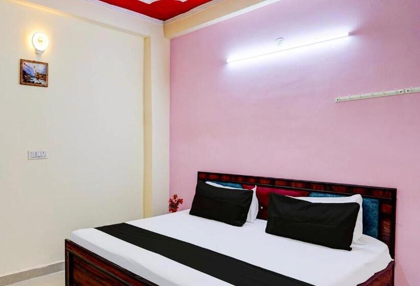 Трехместный Номер Классика, Oyo S S Guest House