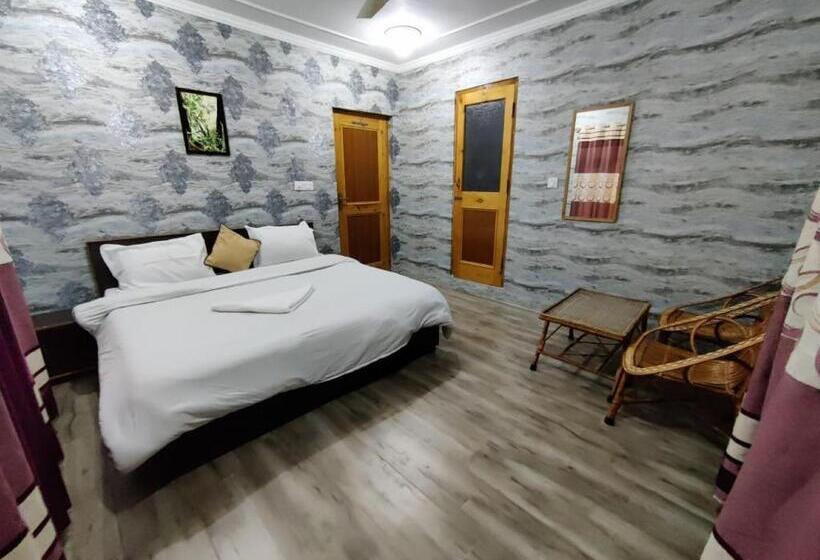 Номер Deluxe, Sheesha Residency , Srinagar