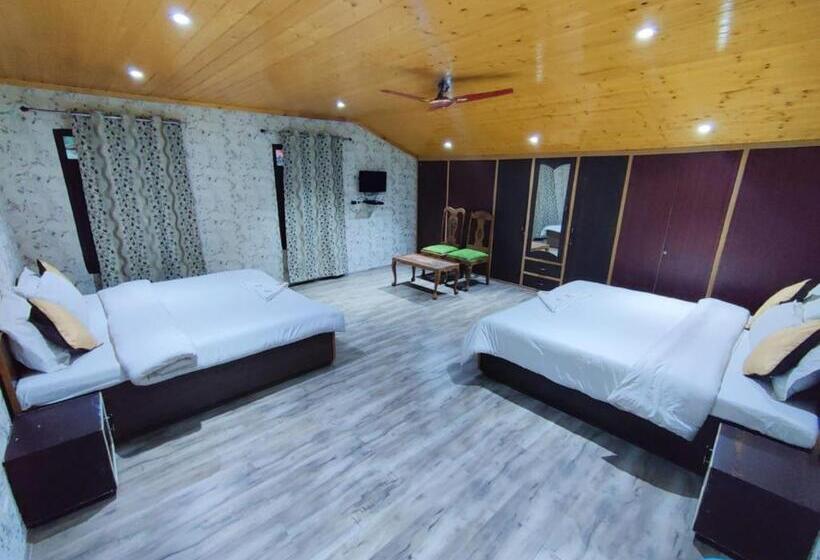 Четырехместный Номер Стандарт, Sheesha Residency , Srinagar