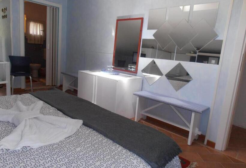 Четырехместный Номер Стандарт, B&b Amici Miei