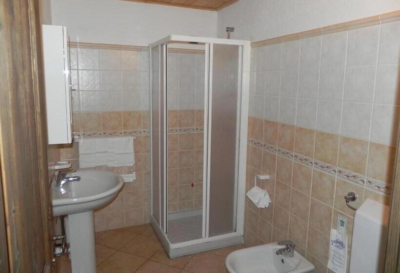Номер Стандарт, Le Vieux Rascard Chambres D Hotes