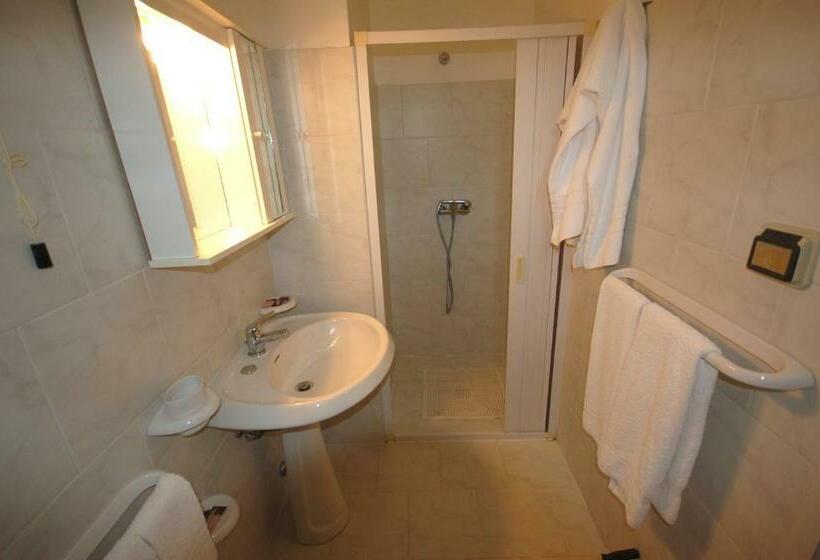 Номер Стандарт, Albergo Del Santuario