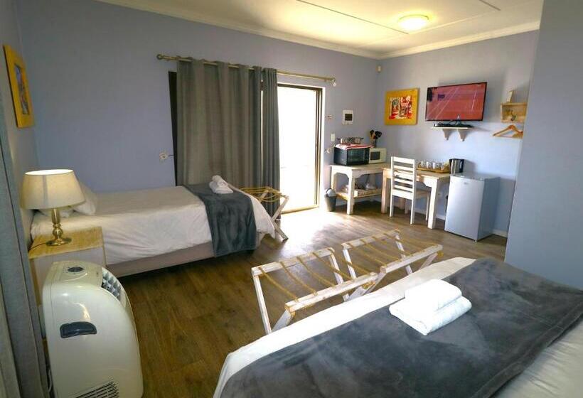 اتاق خانوادگی, Tiende Laan Bed & Breakfast And Self Catering
