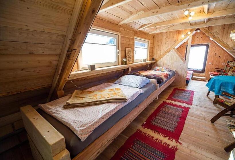 چادر با خدمات رفاهی استاندارد, Cvet Gora  Camping, Glamping And Accomodations