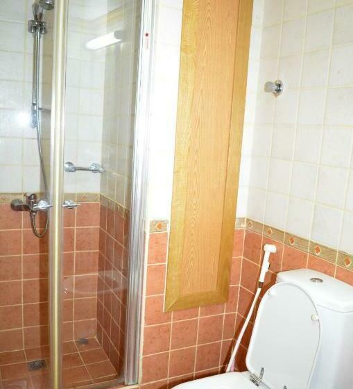 Suite, Al Thill