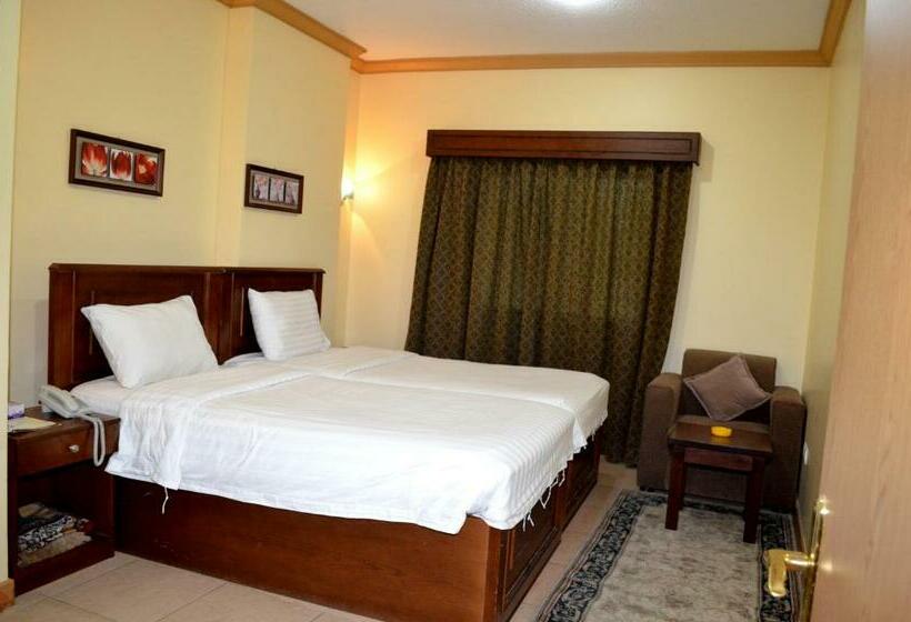 Suite Deluxe, Al Thill